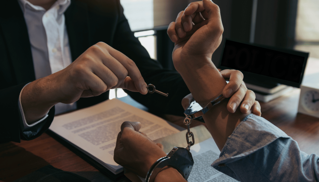 Can ICE arrest green card holders?